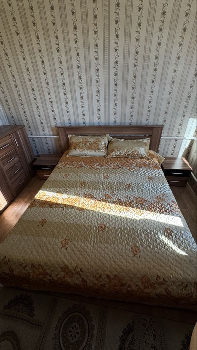 Продается комплект мебели для спальни