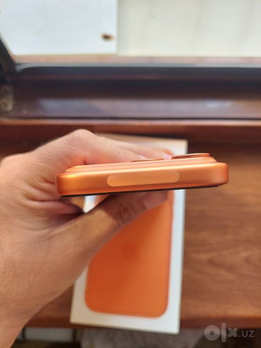 iPhone 17 Pro 256GB Cosmic Orange LLA