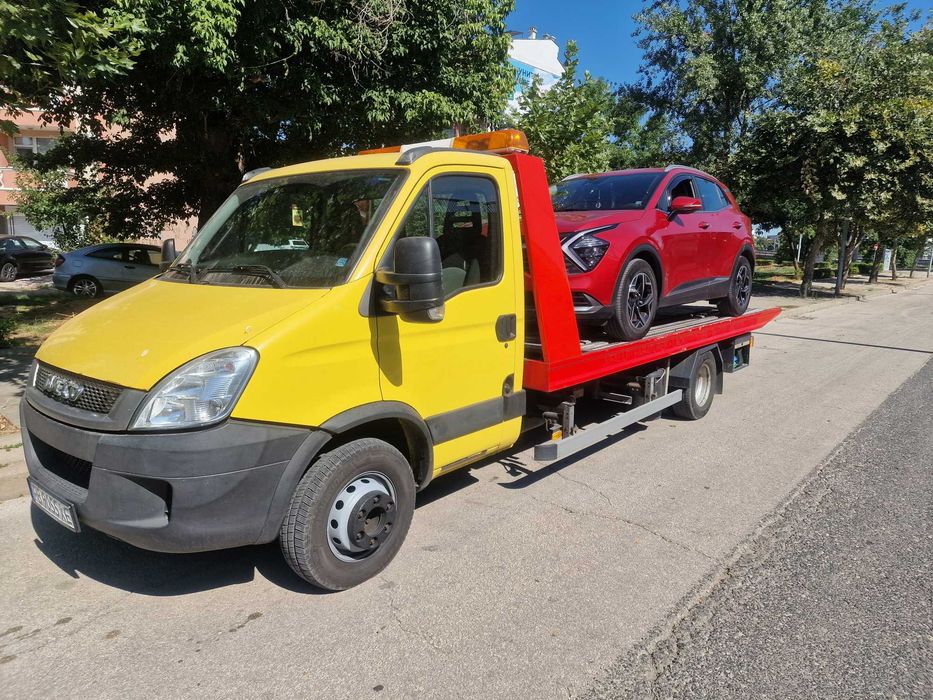 Транспорт на автомобили и техника до 4,5т / пътна помощ