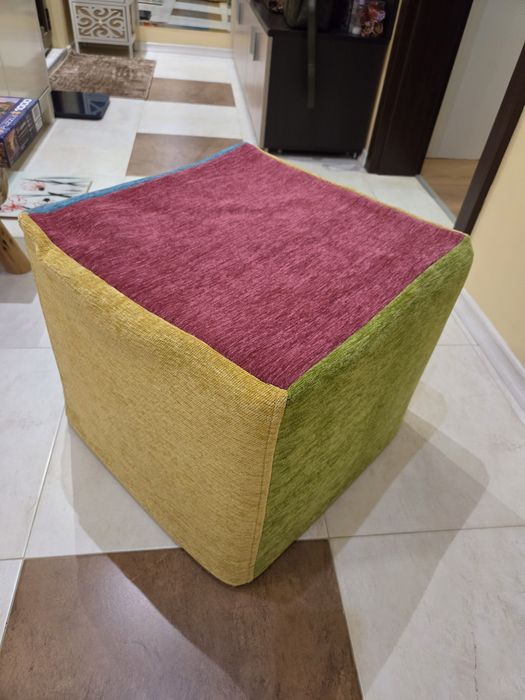 Табуретка/стол/пуф от Еко кожа бял