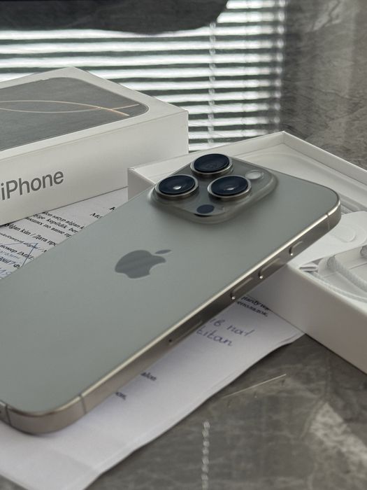 iPhone 16pro 1 TB Titan