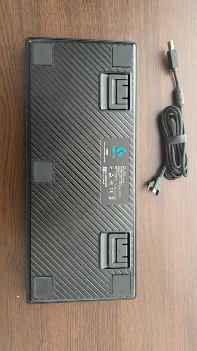 Механична геймърска клавиатура Logitech - G PRO