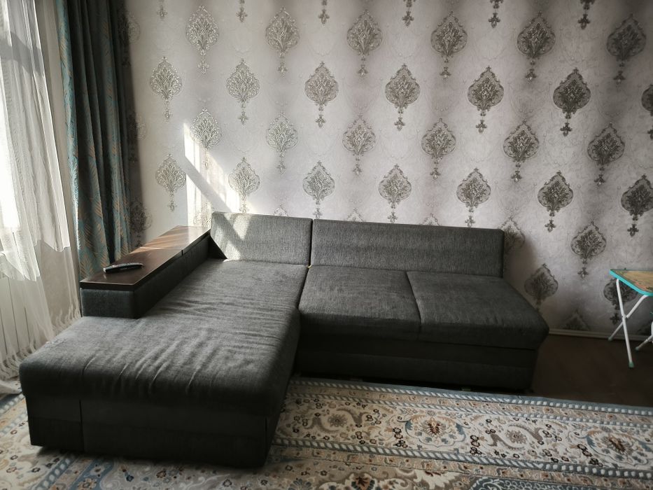Продам угловой диван