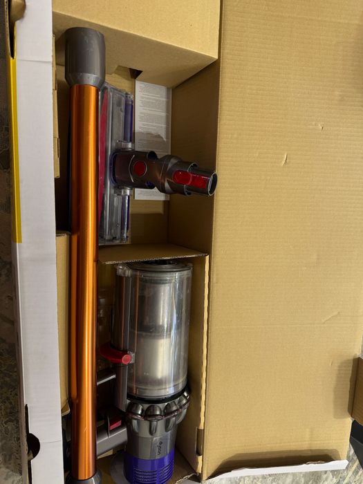 Dyson cyclon v 10 absolute