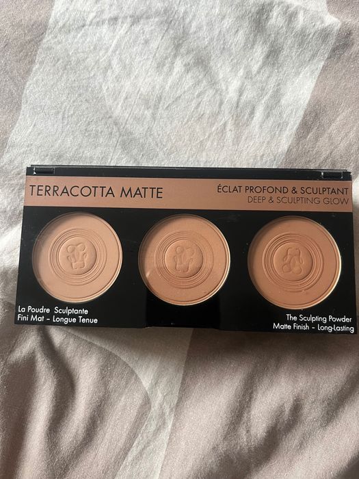 Уникална палитра от 3 цвята  TERRACOTTA MATTE