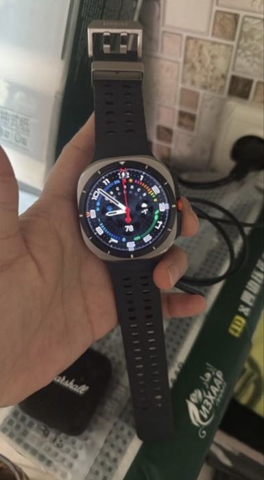 Samsung galaxy watch ultra titanium