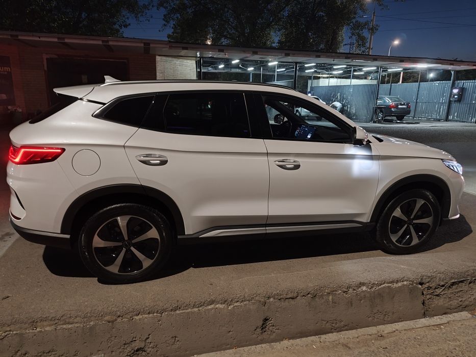 BYD Song plus Awg  4..паз. Гибрит.