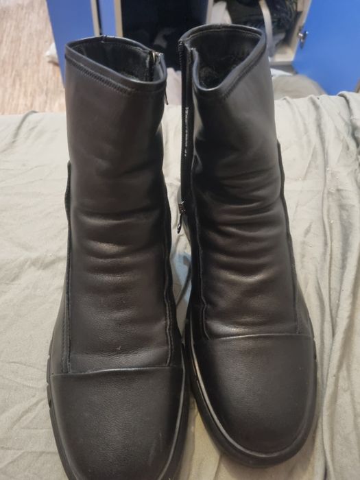 Продам обувь новая