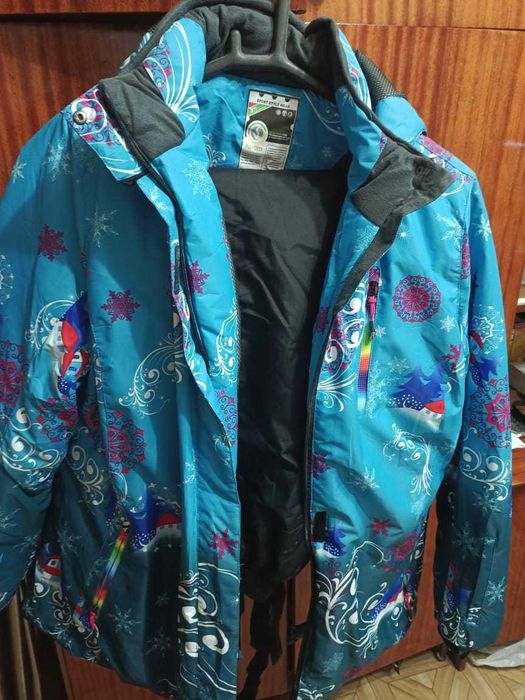 Женский лыжный костюм