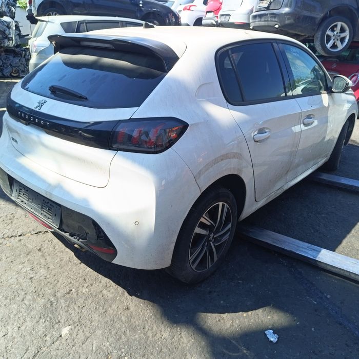 Ușă dreapta spate Peugeot 208 an 2022
