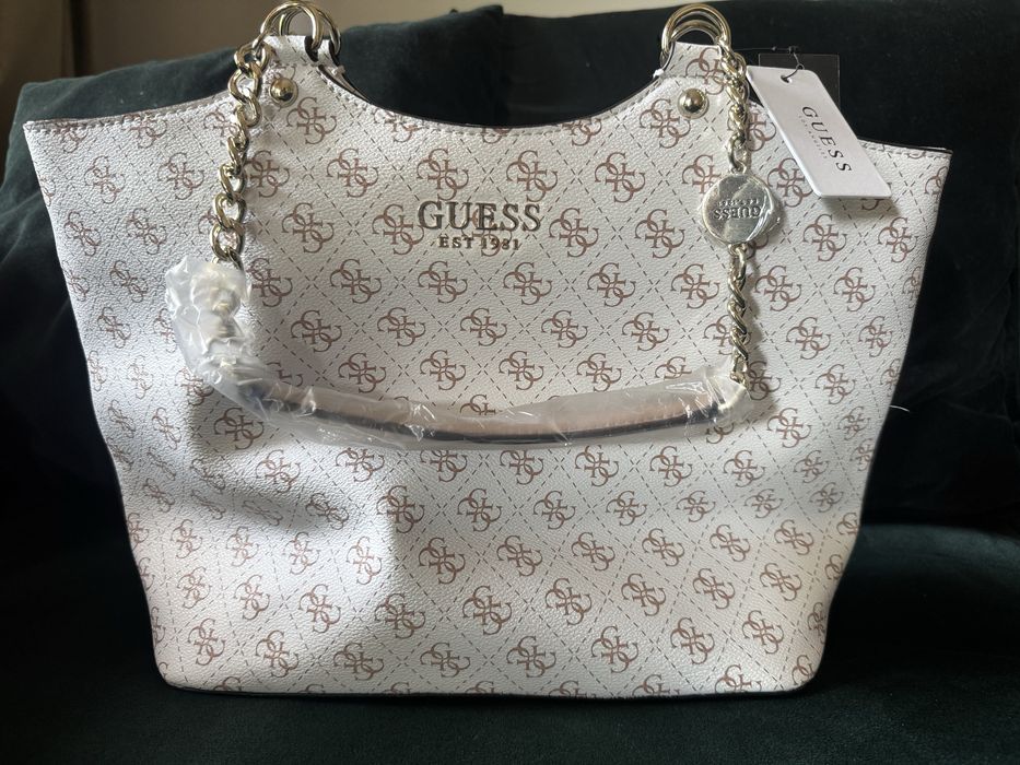 Geanta Guess noua