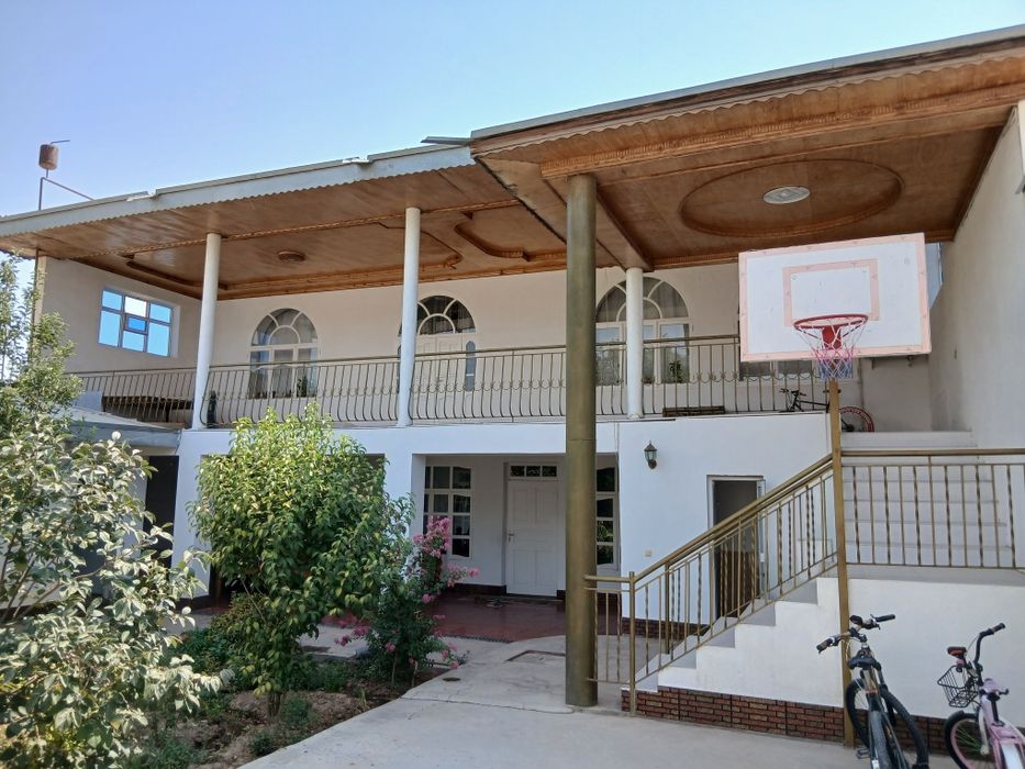 Ховли сотилади, шахар марказидан