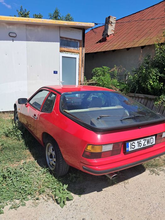 Porche 924 in stare buna