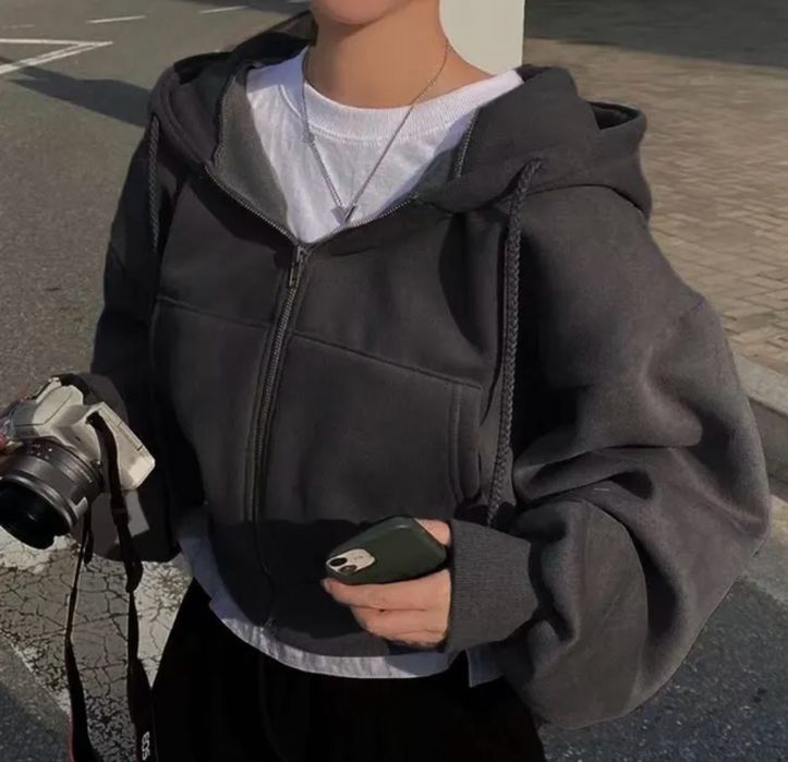 Кофта на замке.Зипка