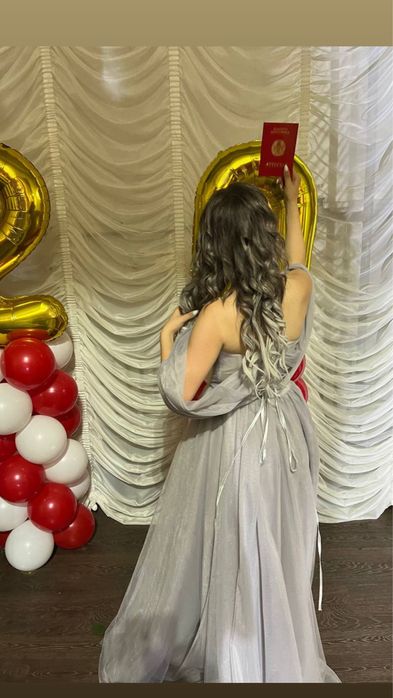 Продается выпускное платье