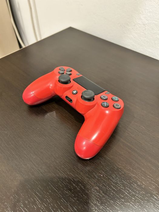 Playstation 4 Pro 1 TB + Controller