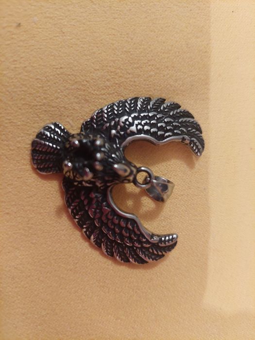 Мъжки медальон от стомана