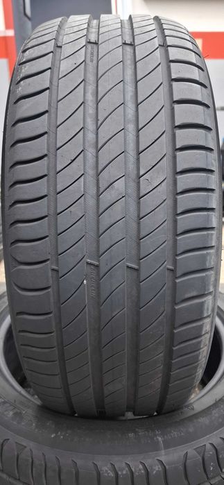 2бр. 225/45/17 Michelin 6mm грайфер, дот 19г. Безплатен монтаж