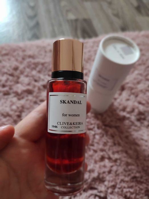 Парфюм: skandal clive& keira