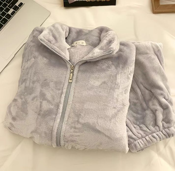 Продам шерстяная пижама