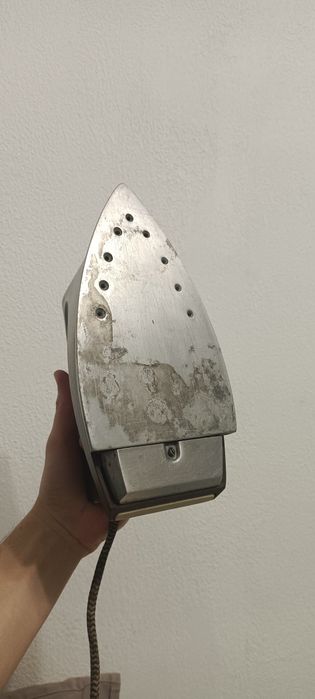 Утюг в рабочем состоянии