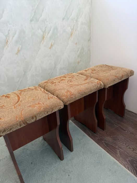 Продам стулья мягкие