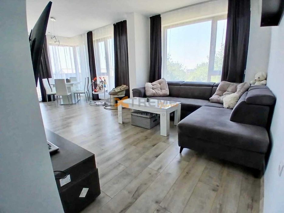 Продава се Тристаен апартамент в с. Левски, Област Варна - 120 кв.м за 2375 €/кв.м - Снимка #3