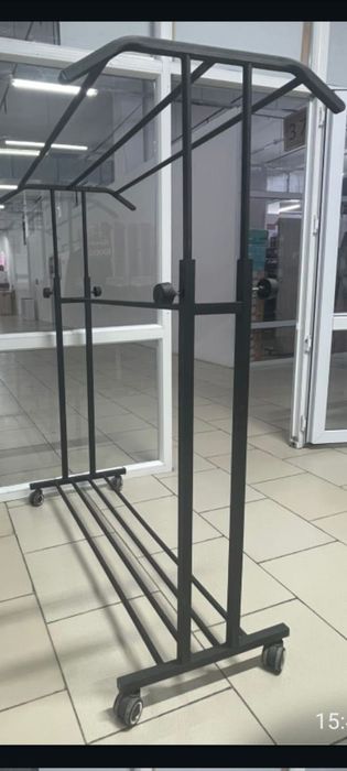Стойки для одежды