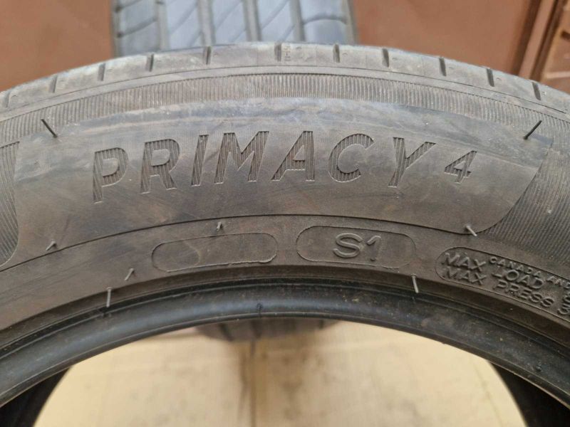 2 Michelin R17 225/55
летни гуми
DOT0623