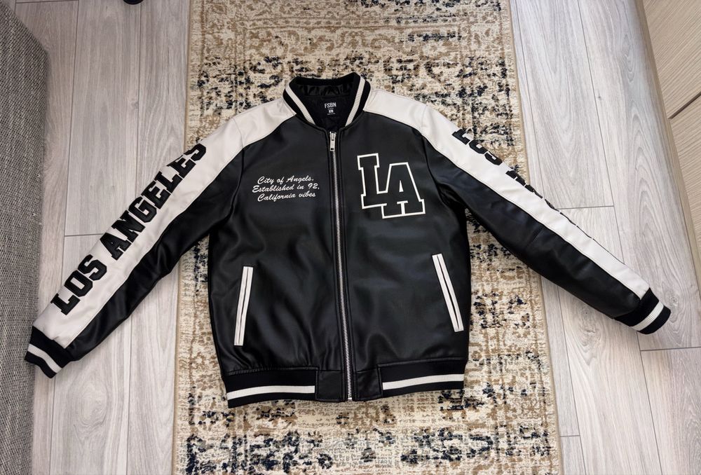 Geaca piele / Marime L