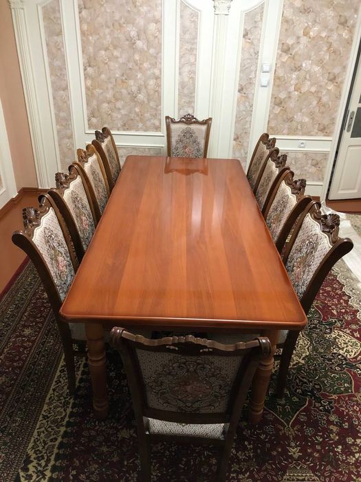 Стол стул сотилади