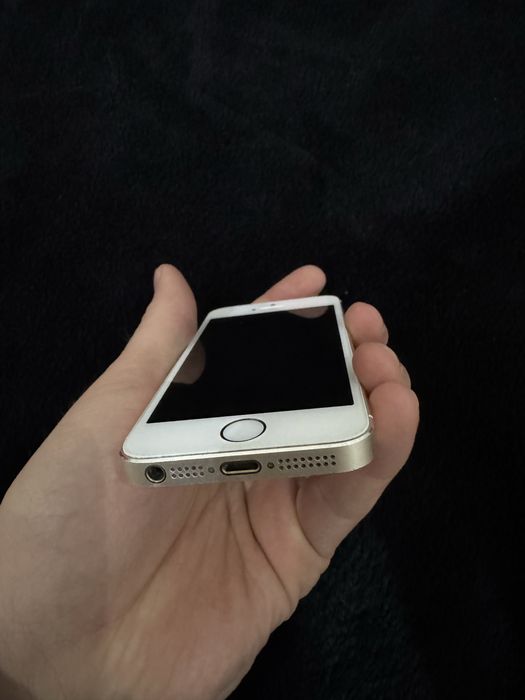 iPhone 5s srochni sotiladi