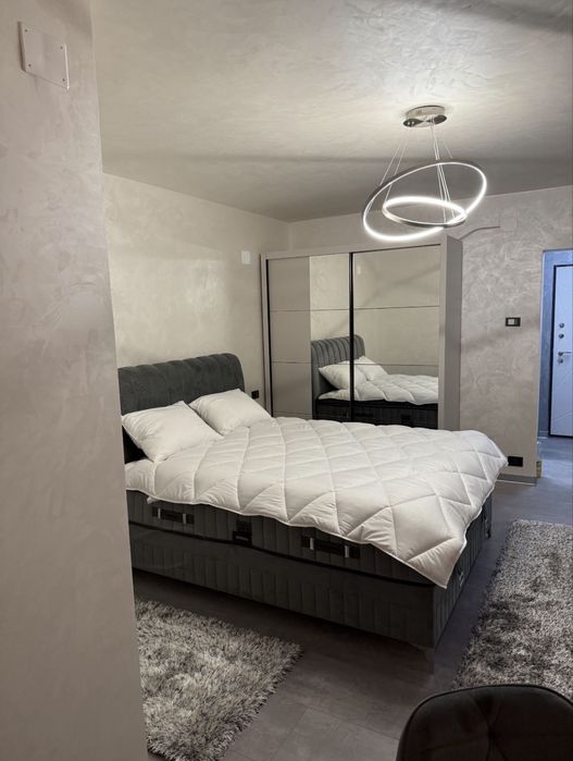 Regim hotelier la 10 minute de targul de craciun din Craiova