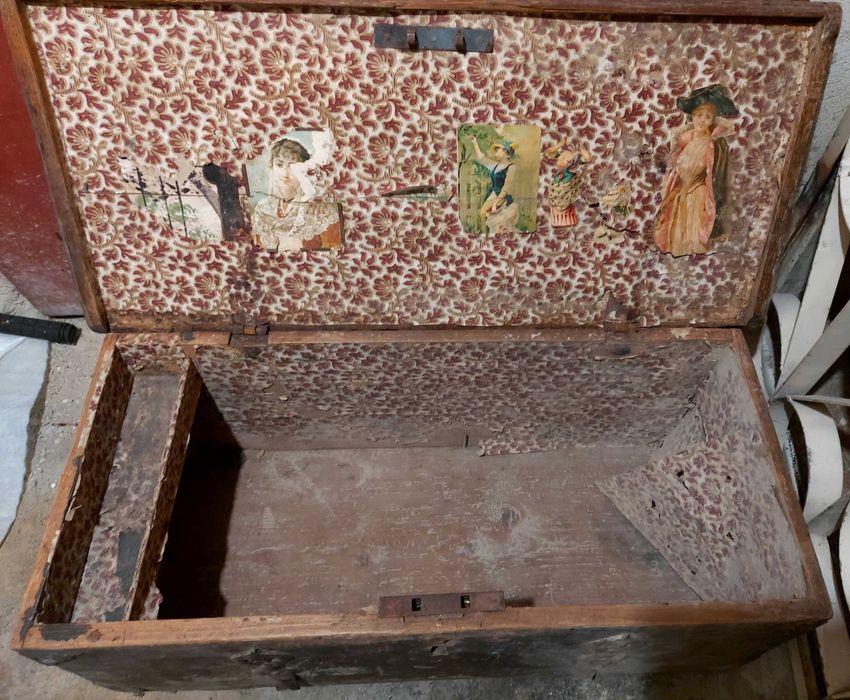 Стара дървена ракла