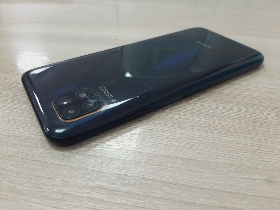 Huawei p40 lite 128гб