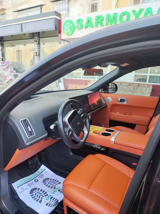 Lixiang L9 Ultra sotiladi kraska toza