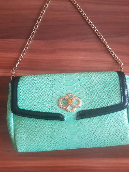 Чанти на  Roberto Cavalli, Victoria Secret.