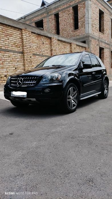 Мерседес ML164 сотилади.