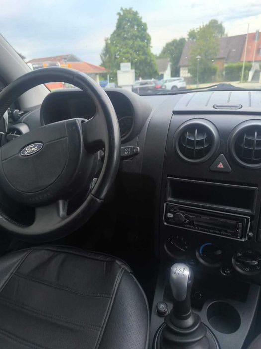 FORD Fusion 0 — imagine 5