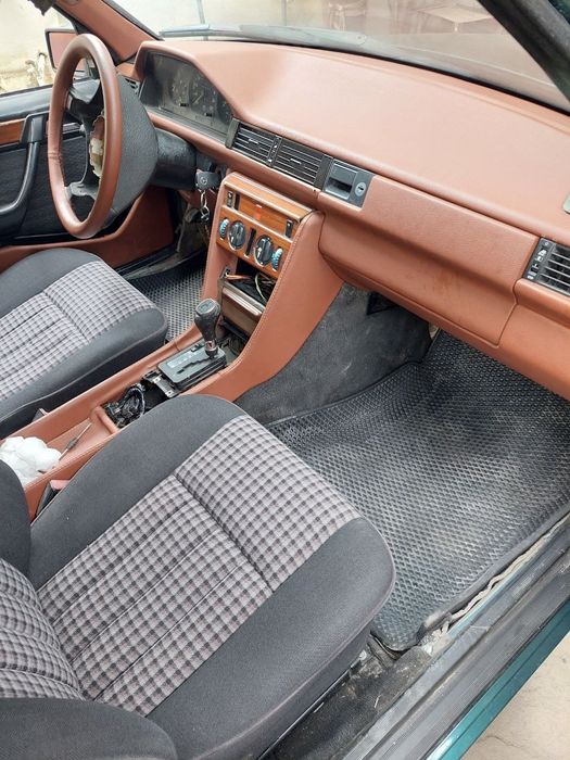Prodam mers w124