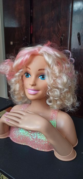 Барбие за прически/Barbie tie dye deluxe edition