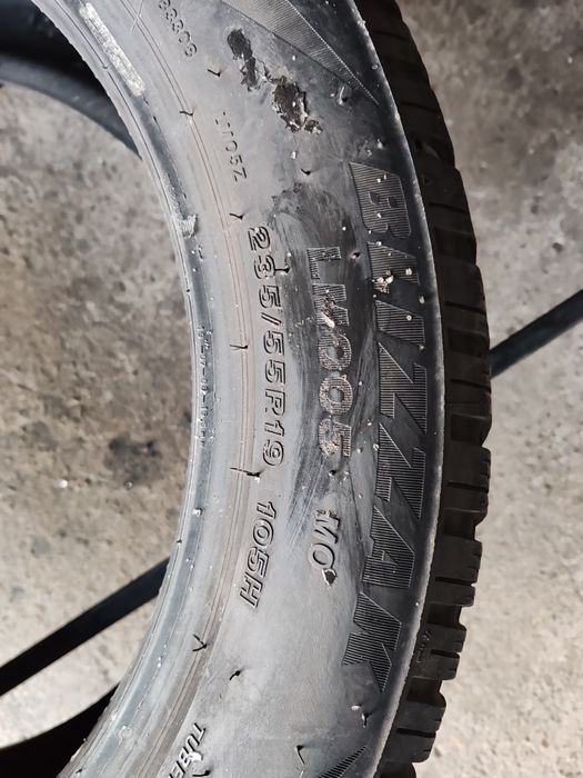 1 anvelopa 235 55 19