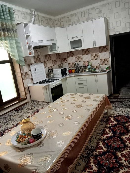 Jaloyir 4-boʻlim, Shibzon mahalla, shibzon koʻcha 246-A.