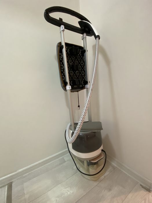 Отпариватель в рабочем состоянии