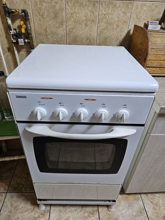 Aragaz Zanussi Alb