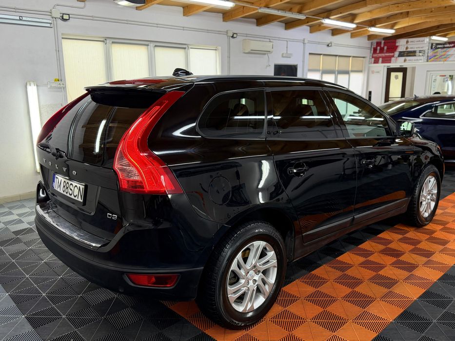 Volvo  Xc 60 2.0 Diesel D5