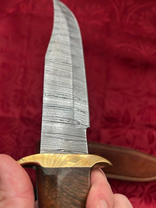 Промоция: Ръчно изработен ловен нож от дамаска стомана - 33см