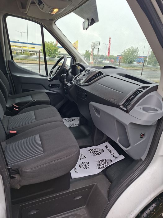 Ford transit varianta lunga