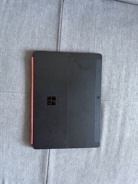 Windows Surface GO 3