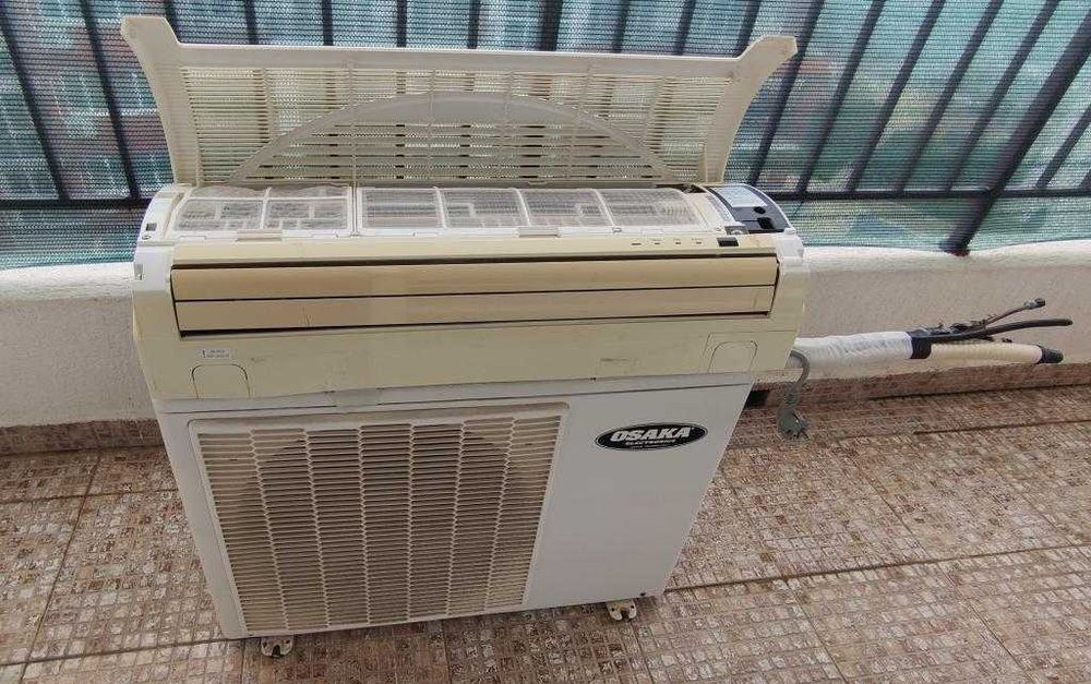 Климатик Osaka CH-12-JK работещ демонтиран фреона събран, дистанционно